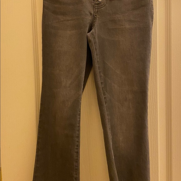 Forever 21 jeans, gray skinny fit, stretchy SIZE 24 NWTs 4 button high waist - Picture 2 of 5